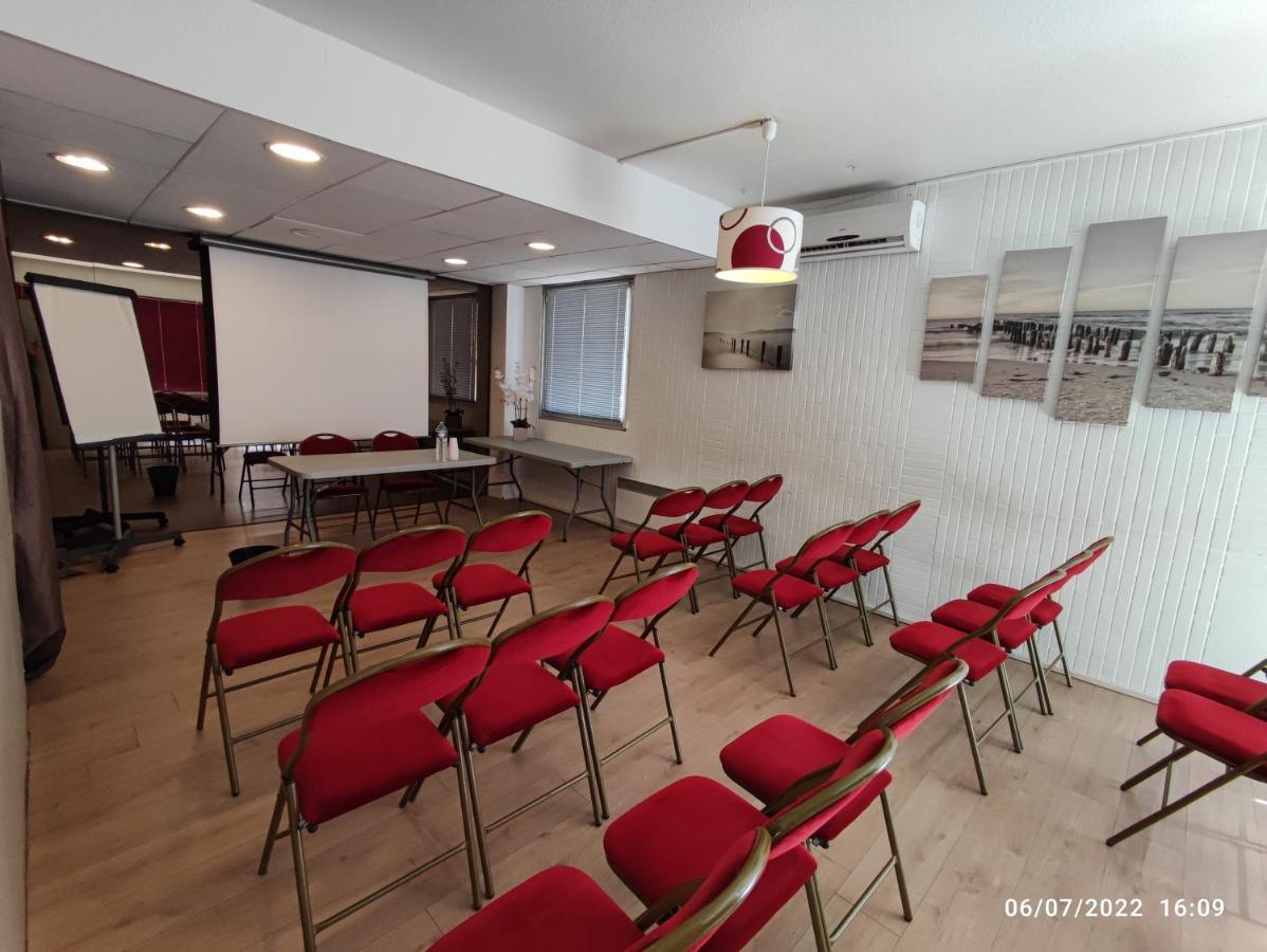 Kyriad Martigues Sud Zewnętrze zdjęcie